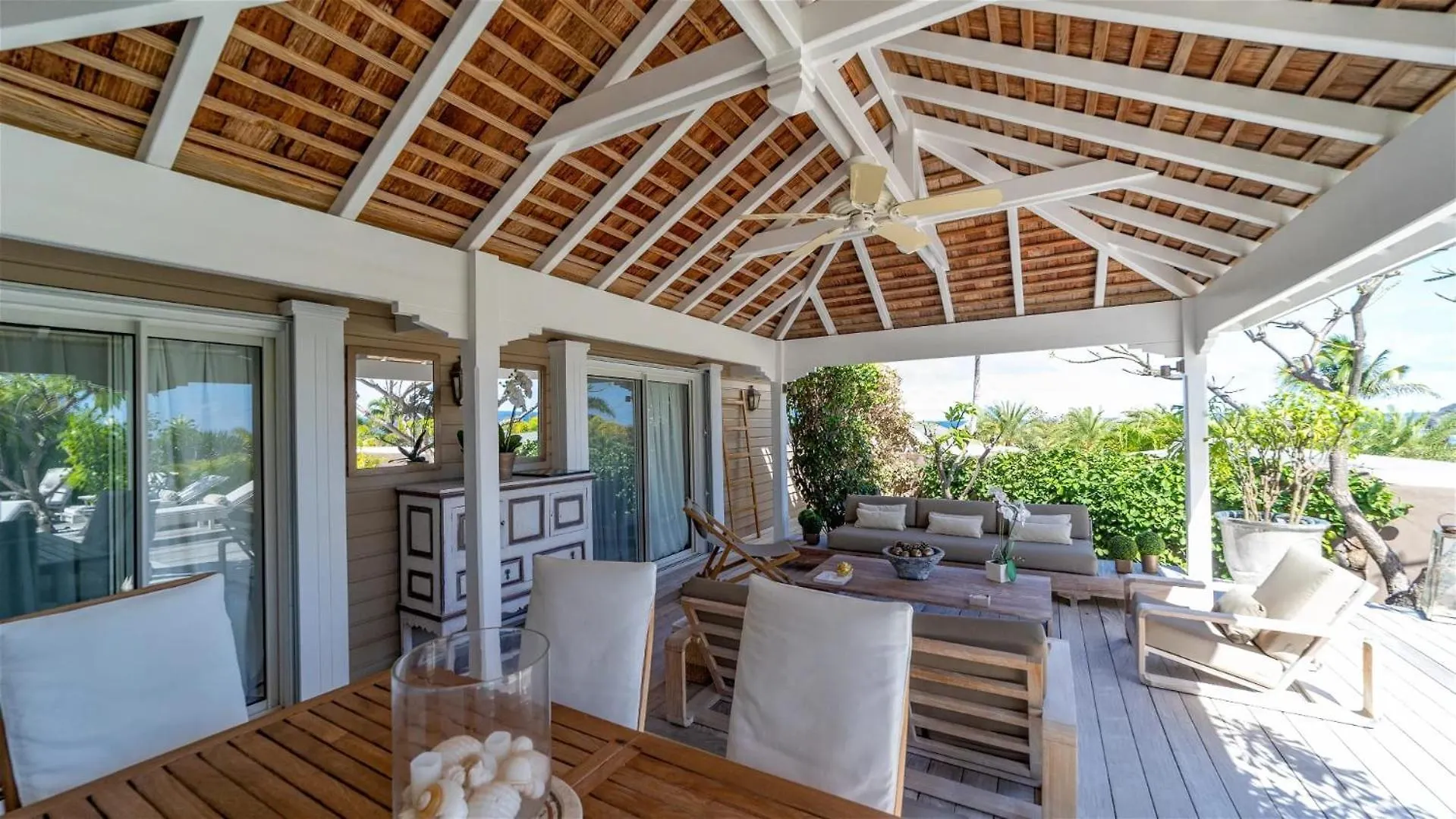 Serene 1BVilla where Romance Meets Tropical Beauty Marigot