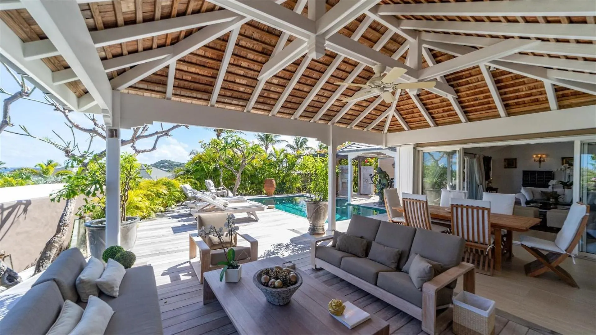 Vila Serene 1BVilla where Romance Meets Tropical Beauty Marigot